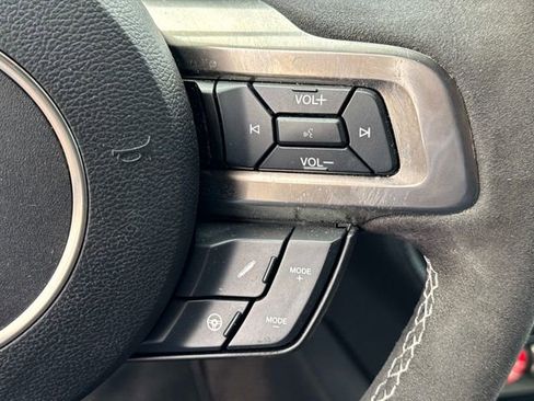 Used 2016 Ford Mustang Shelby GT350 w/ Technology Package image 23
