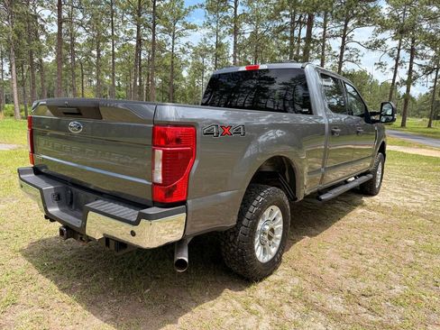 Used 2021 Ford F250 XLT w/ XLT Value Package AWD/4WD image 5
