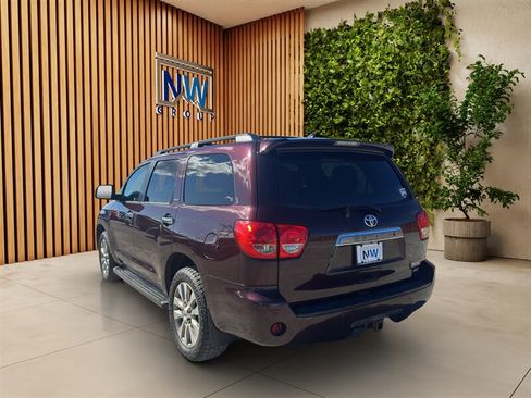 Used 2015 Toyota Sequoia Limited AWD/4WD image 35