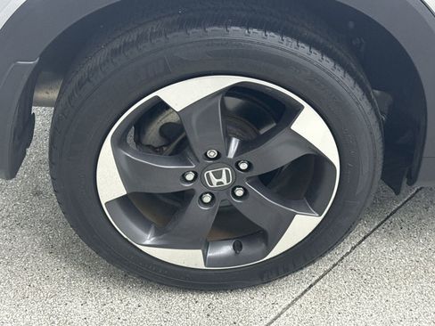 Used 2018 Honda HR-V EX image 39