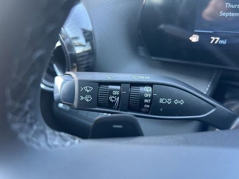 New 2026 Chevrolet Equinox LT image 17