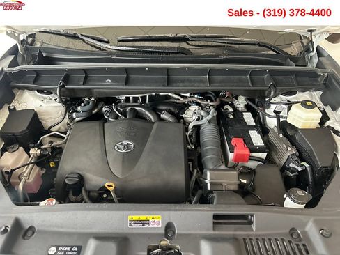 Used 2022 Toyota Highlander Platinum AWD/4WD image 20