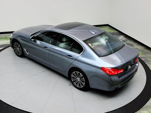 Used 2019 BMW 530i 530i w/ Convenience Package image 38