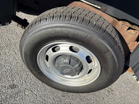 Used 2008 Chevrolet Colorado W/T image 8