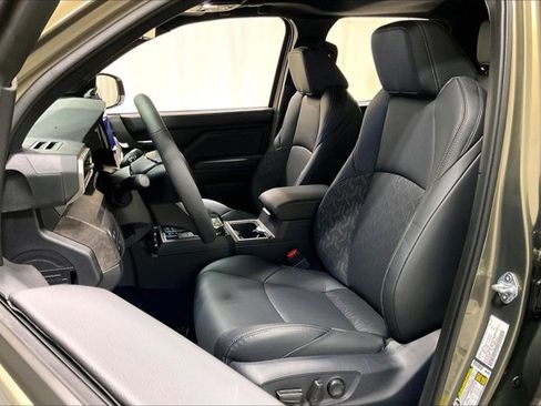New 2026 Toyota Tacoma Limited AWD/4WD image 9