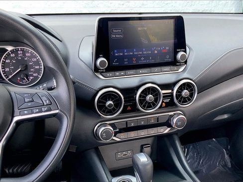 Certified 2023 Nissan Sentra SV image 5