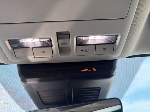 Used 2025 MAZDA CX-50 AWD 2.5 Turbo w/ Weather Package image 33