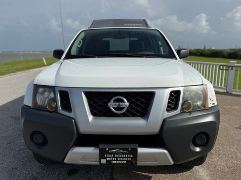 Used 2014 Nissan Xterra S RWD image 2