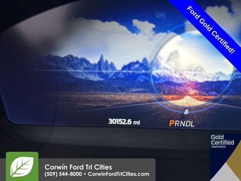 Used 2022 Ford Escape Titanium w/ Class II Trailer Tow Package image 7