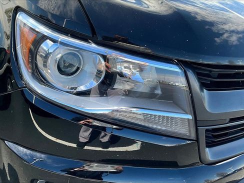 Used 2018 Chevrolet Colorado Z71 image 34