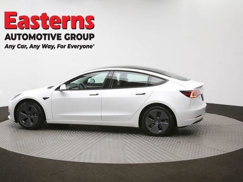 Used 2022 Tesla Model 3 Standard Range image 56