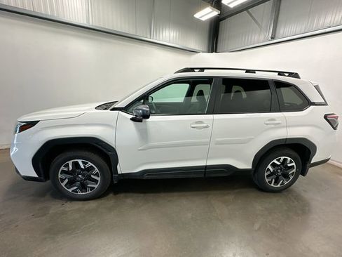 Certified 2026 Subaru Forester Premium AWD/4WD image 2