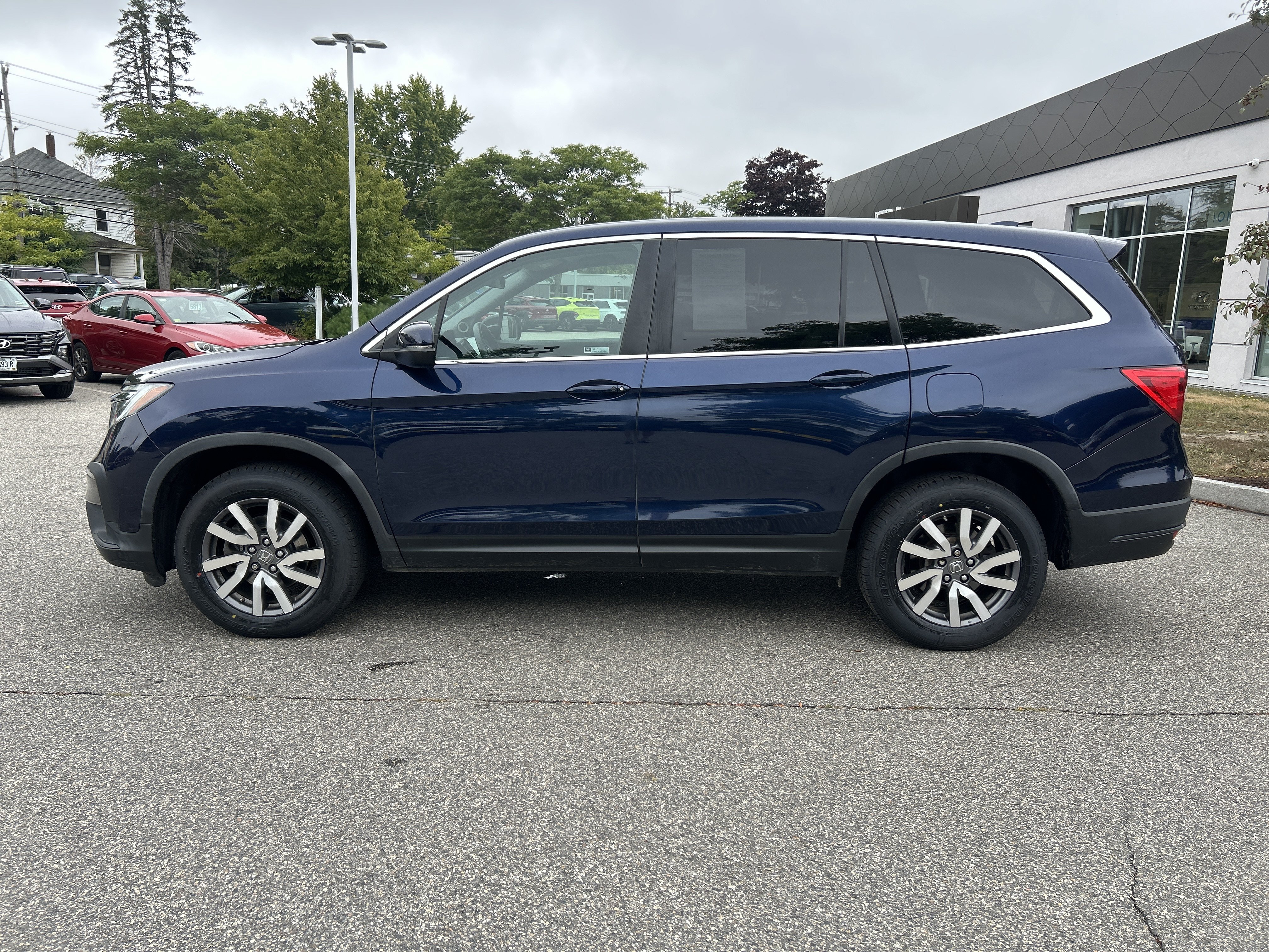 Used 2019 Honda Pilot EX image 8