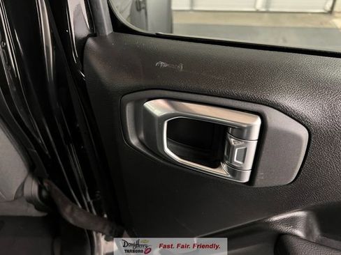 Used 2025 Jeep Wrangler Unlimited Sport AWD/4WD image 34