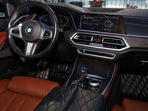 Used 2021 BMW X5 M50i w/ Premium Package AWD/4WD image 23