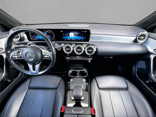 Used 2023 Mercedes-Benz CLA 250 image 16