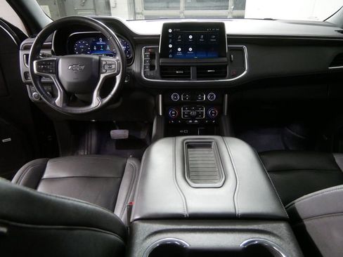 Used 2022 Chevrolet Tahoe Z71 w/ Luxury Package AWD/4WD image 24