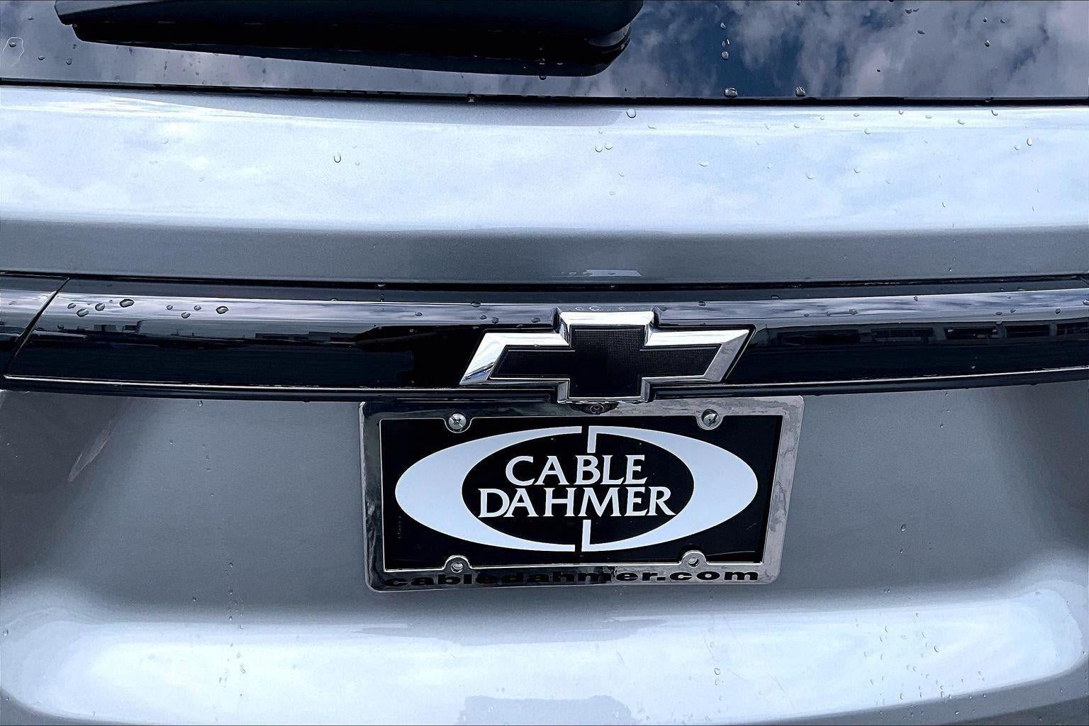 Used 2024 Chevrolet Traverse LT FWD image 32