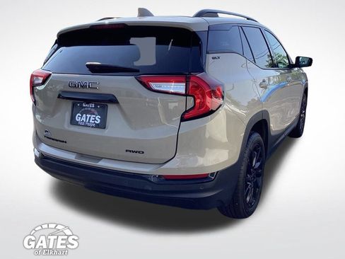 Used 2023 GMC Terrain SLT w/ Infotainment Package II AWD/4WD image 11