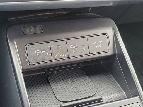 Used 2024 Hyundai Kona SEL w/ Convenience Package FWD image 26