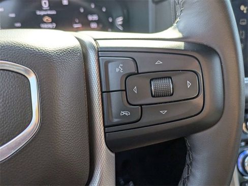 Used 2023 GMC Yukon Denali image 29