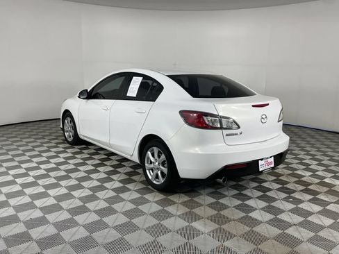 Used 2010 MAZDA MAZDA3 i Touring FWD image 22