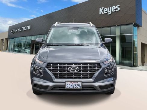 Certified 2023 Hyundai Venue SEL w/ Cargo Package FWD image 2