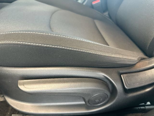 Certified 2023 Kia Forte LXS w/ LXS Technology Package FWD image 16