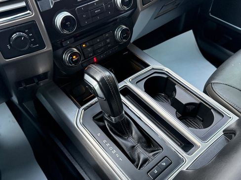 Used 2015 Ford F150 Platinum w/ Equipment Group 701A Luxury image 22