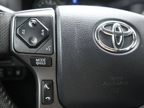 Used 2019 Toyota Tacoma TRD Off-Road AWD/4WD image 26