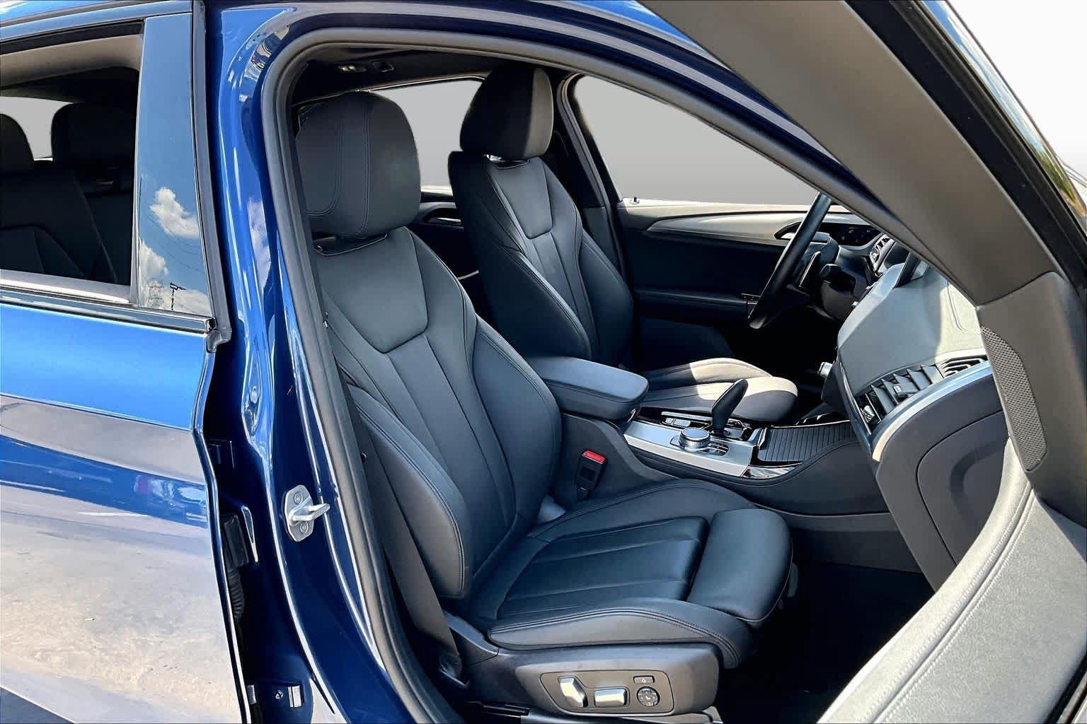 Used 2019 BMW X4 M40i w/ Premium Package AWD/4WD image 9