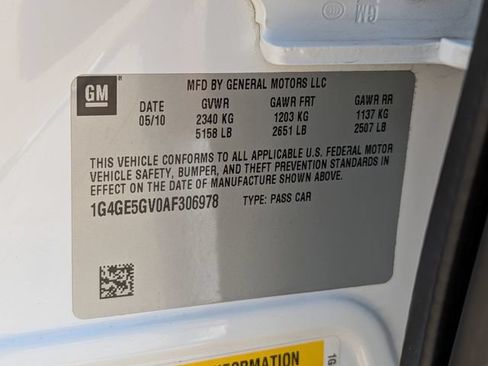 Used 2010 Buick LaCrosse CXS w/ Touring Package FWD image 30