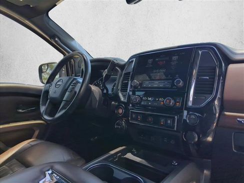 Used 2023 Nissan Titan Platinum Reserve w/ Moonroof Package AWD/4WD image 25