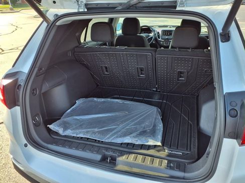 Used 2021 Chevrolet Equinox LT FWD image 29