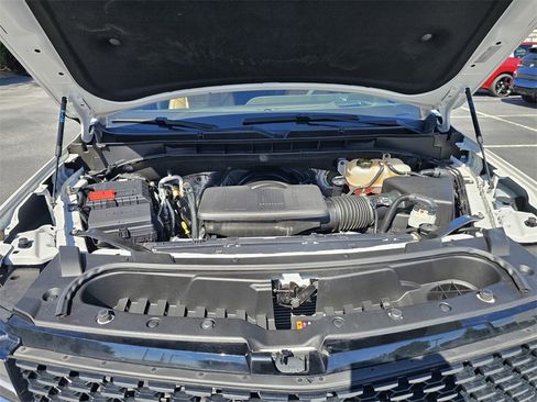 Used 2022 Cadillac Escalade Premium Luxury image 25