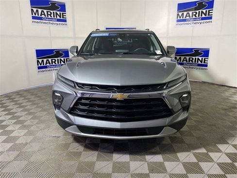 Certified 2024 Chevrolet Blazer LT w/ Convenience Package image 12