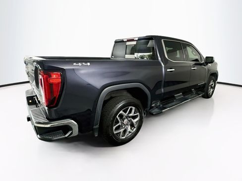 Used 2022 GMC Sierra 1500 SLT AWD/4WD image 9