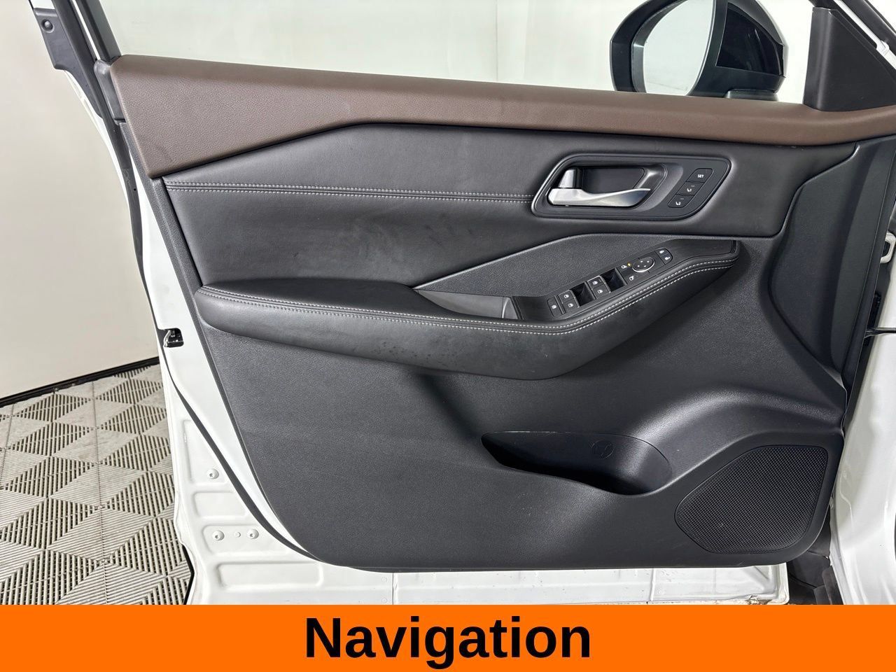 Used 2023 Nissan Rogue SL w/ SL Premium Package AWD/4WD image 11