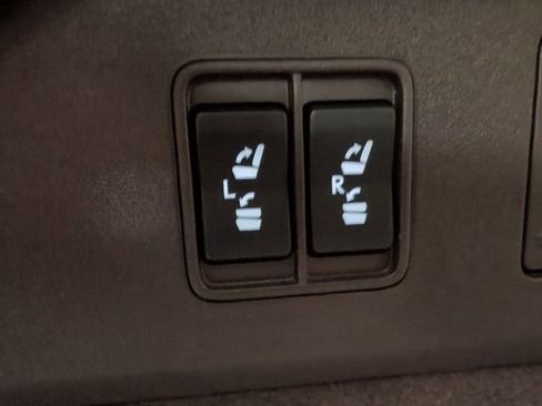 Used 2019 Lexus RX 350L AWD image 33