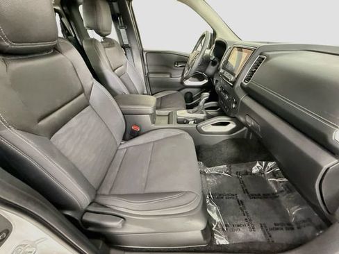 Used 2024 Nissan Frontier SV w/ SV Convenience Package RWD image 26