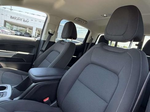 Used 2018 Chevrolet Colorado LT w/ LT Convenience Package AWD/4WD image 12