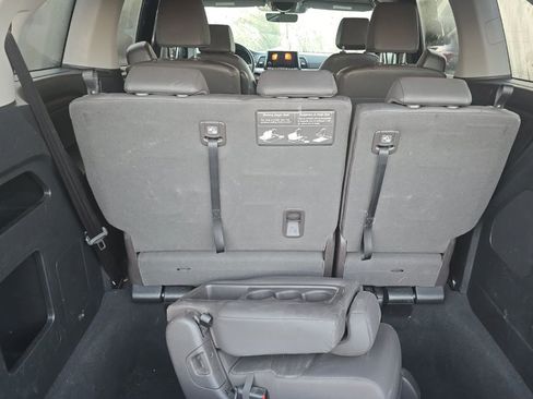 Used 2018 Honda Odyssey EX-L image 17