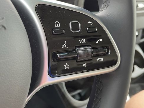 Used 2024 Mercedes-Benz Sprinter 3500 image 22