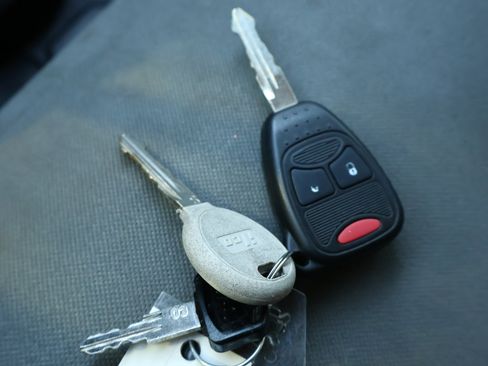 Used 2006 Dodge Ram 2500 Truck SLT w/ Quad Cab Big Horn Value Group image 21