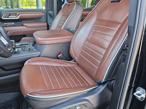Certified 2025 GMC Sierra 1500 Denali Ultimate AWD/4WD image 30