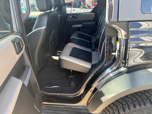 Used 2022 Ford Bronco Wildtrak AWD/4WD image 15