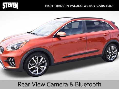 Used 2022 Kia Niro Touring Special Edition FWD image 1