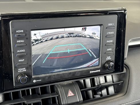 Certified 2021 Toyota RAV4 XLE AWD/4WD image 18