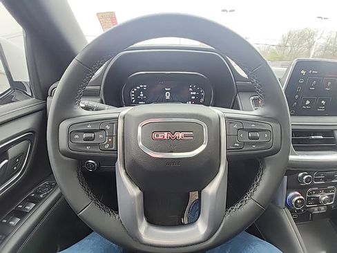 Certified 2024 GMC Yukon SLT w/ SLT Premium Package image 24