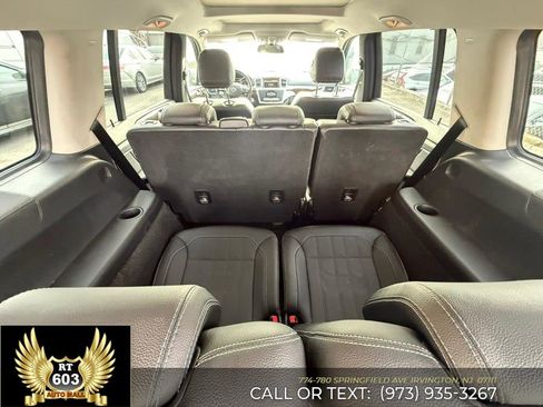 Used 2015 Mercedes-Benz GL 450 4MATIC w/ Lighting Package image 39